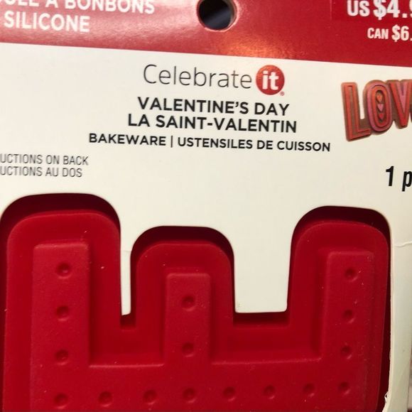 NWT Valentine - 2 love silicone candy molds - Picture 4 of 7